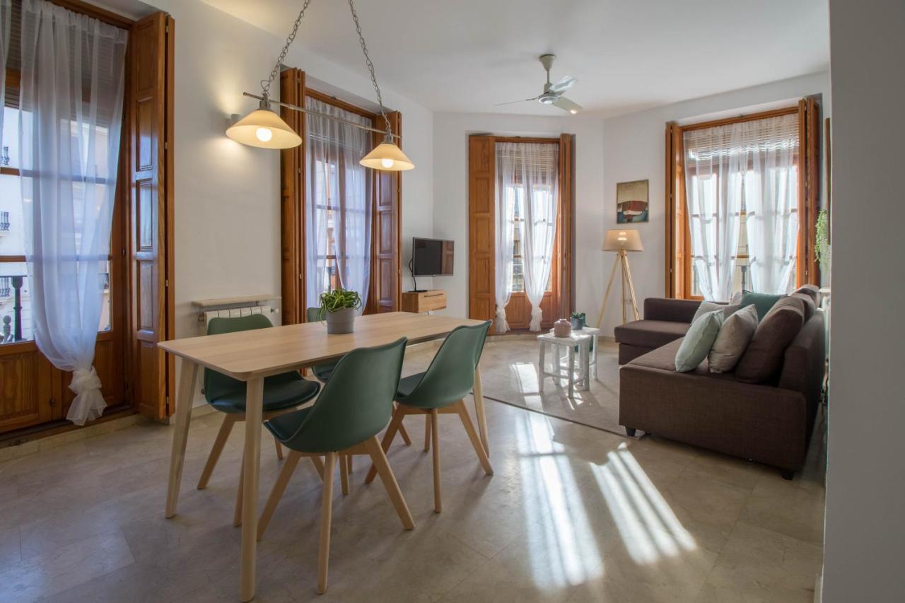 Lovely Apartment! Valencia Buitenkant foto