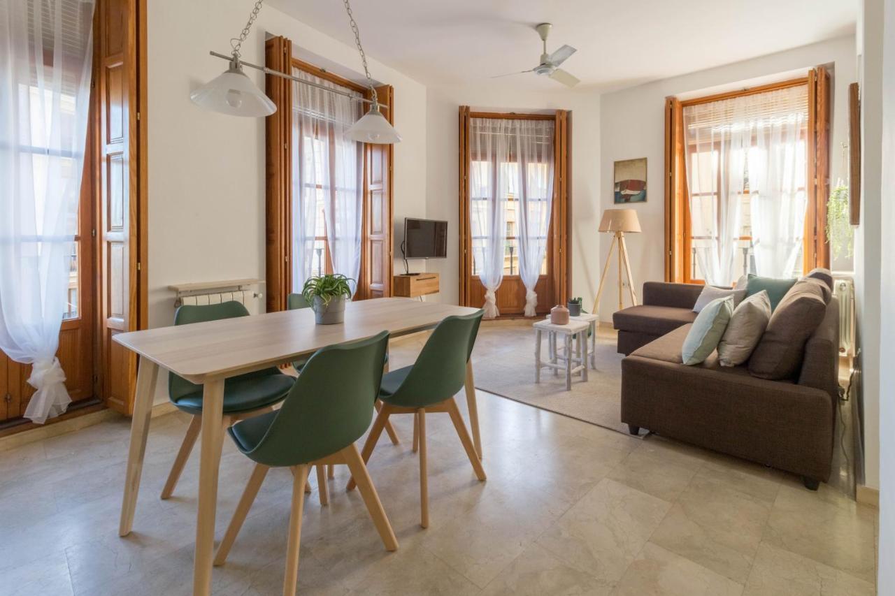 Lovely Apartment! Valencia Buitenkant foto